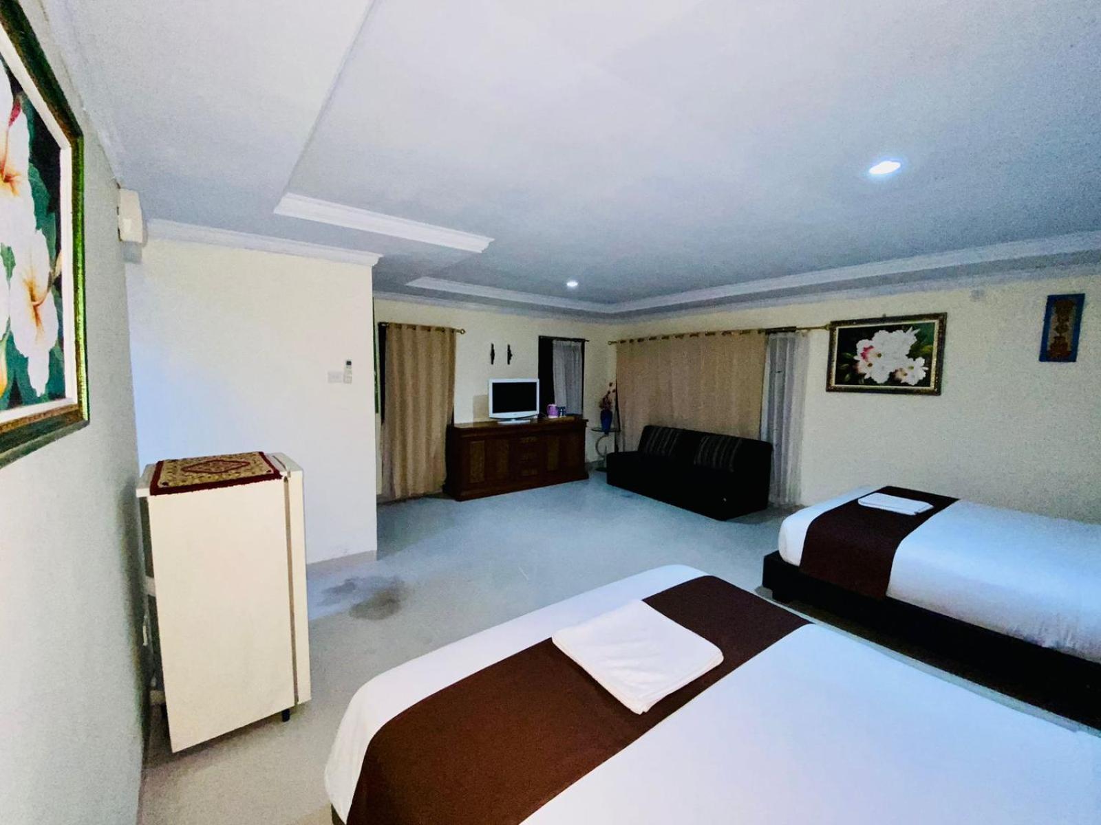 Dedy Beach Inn Кута Екстериор снимка