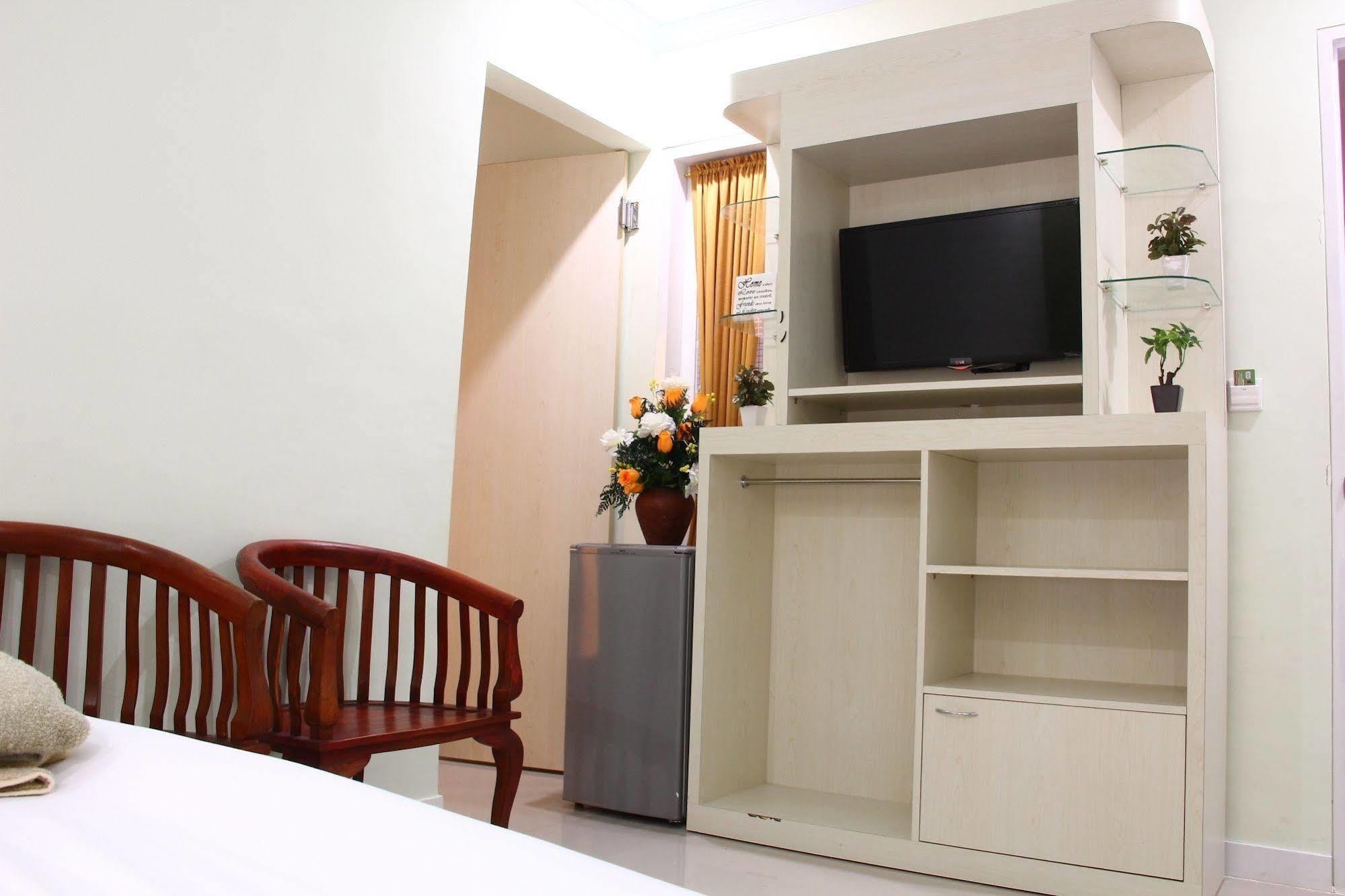Dedy Beach Inn Кута Екстериор снимка