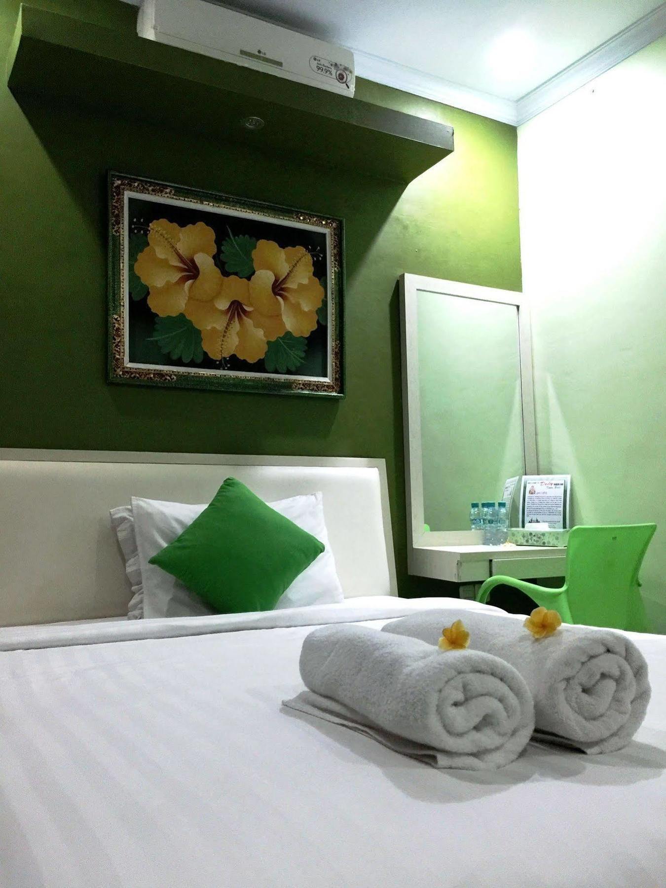 Dedy Beach Inn Кута Екстериор снимка